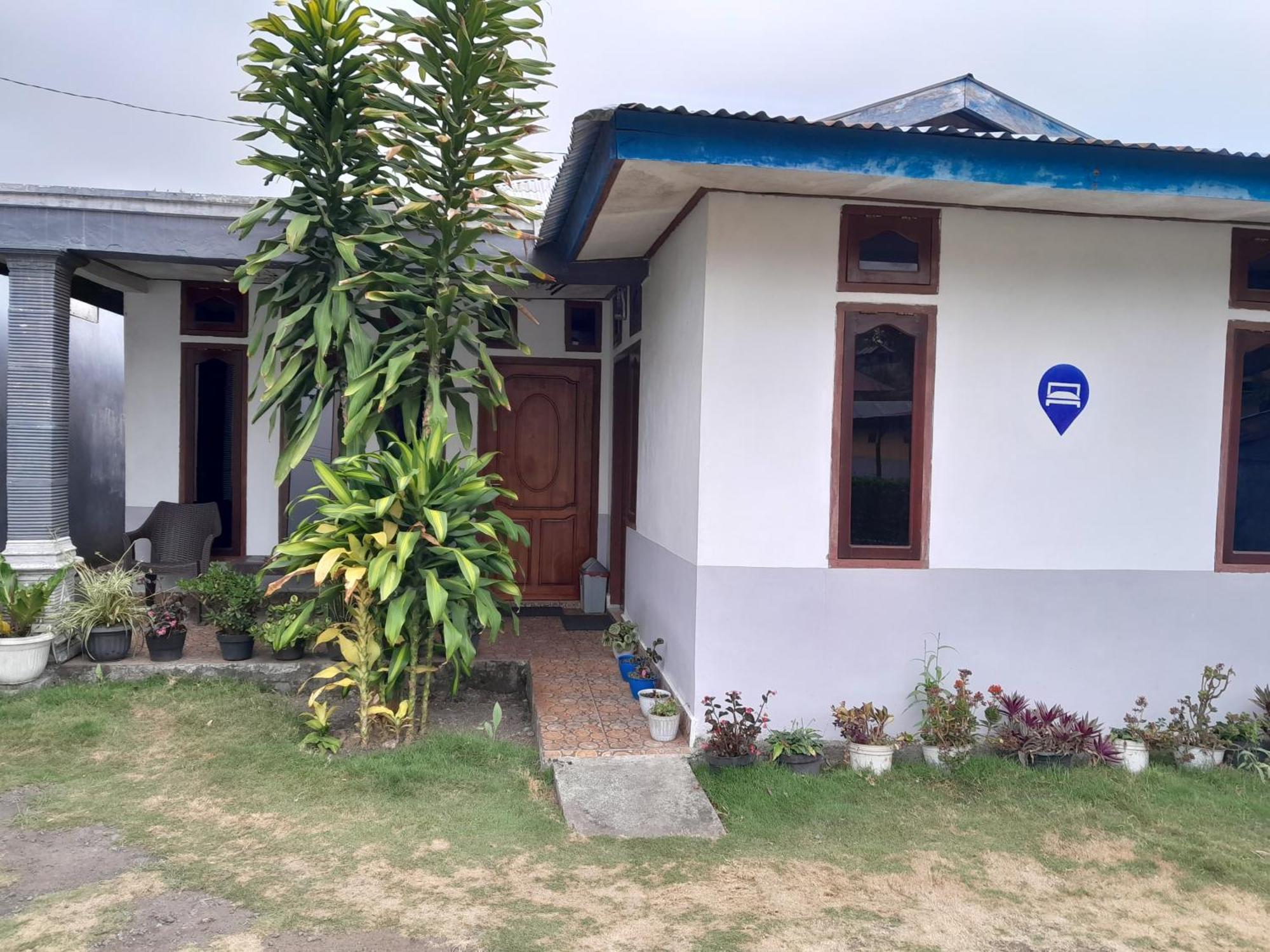 Arnolds Familly Homestay Bajawa Exterior photo